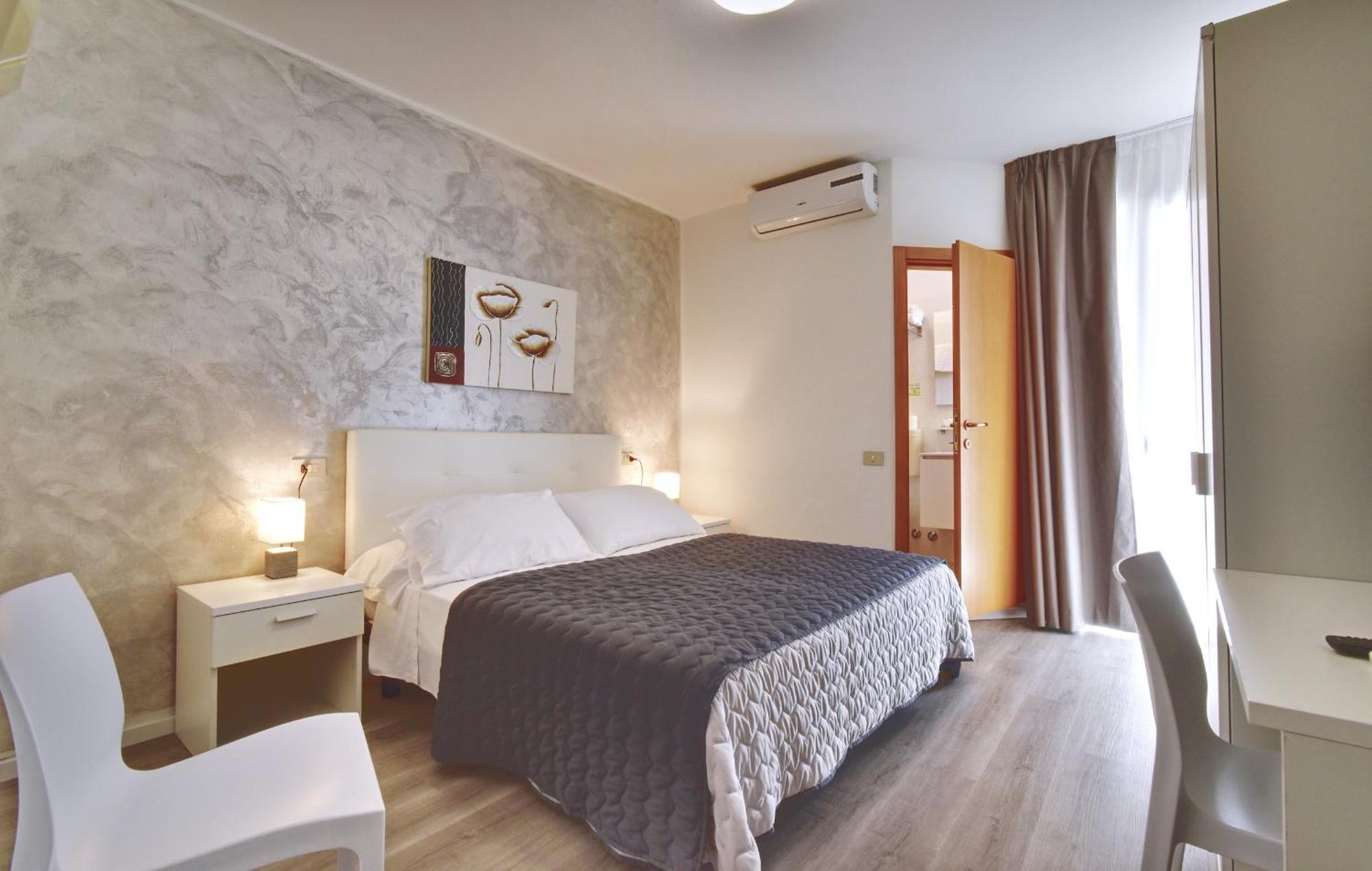Hotel Augusta Caorle Extérieur photo