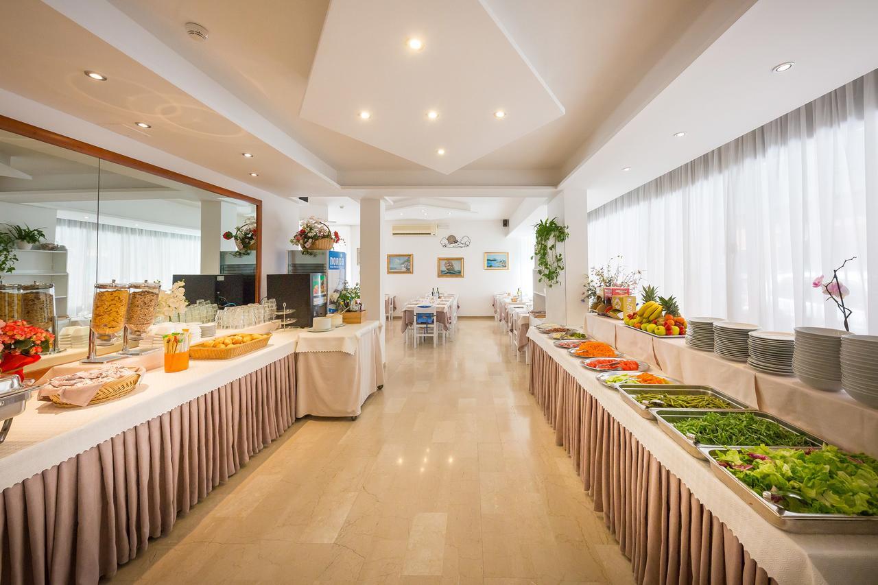Hotel Augusta Caorle Extérieur photo